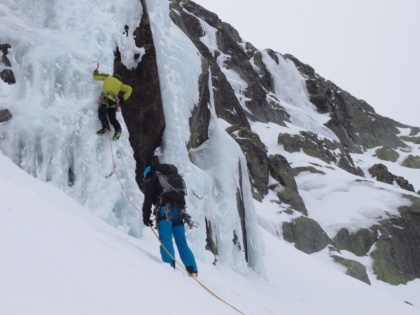 Our guide Fernando putting up some top ropes for us to practice ice climbing on